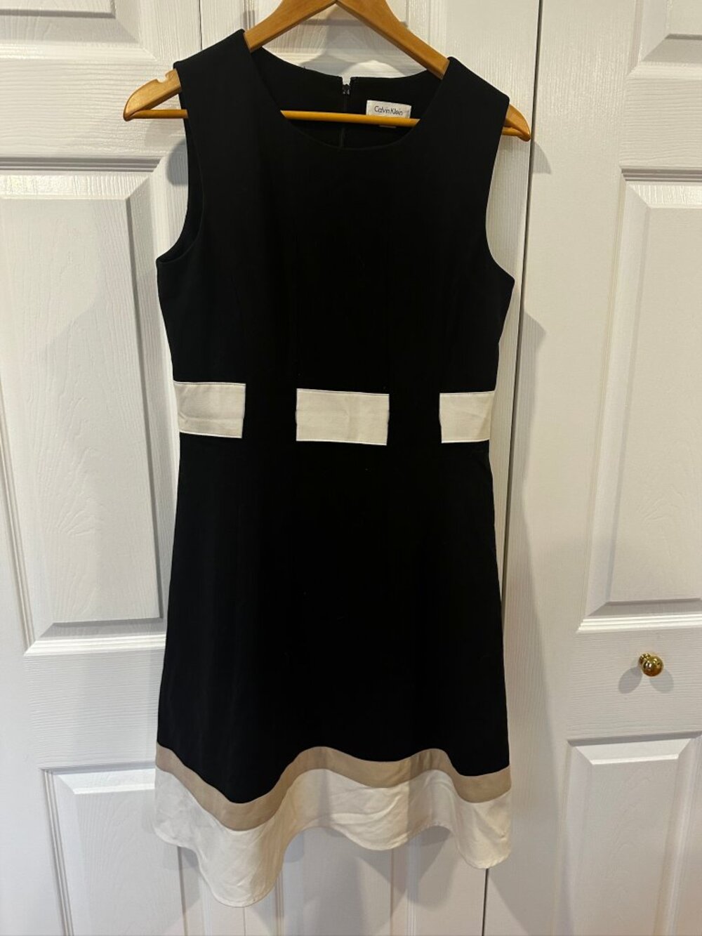 Calvin Klein Black White & Tan Colorblock Fit & Flare Dress Size 8